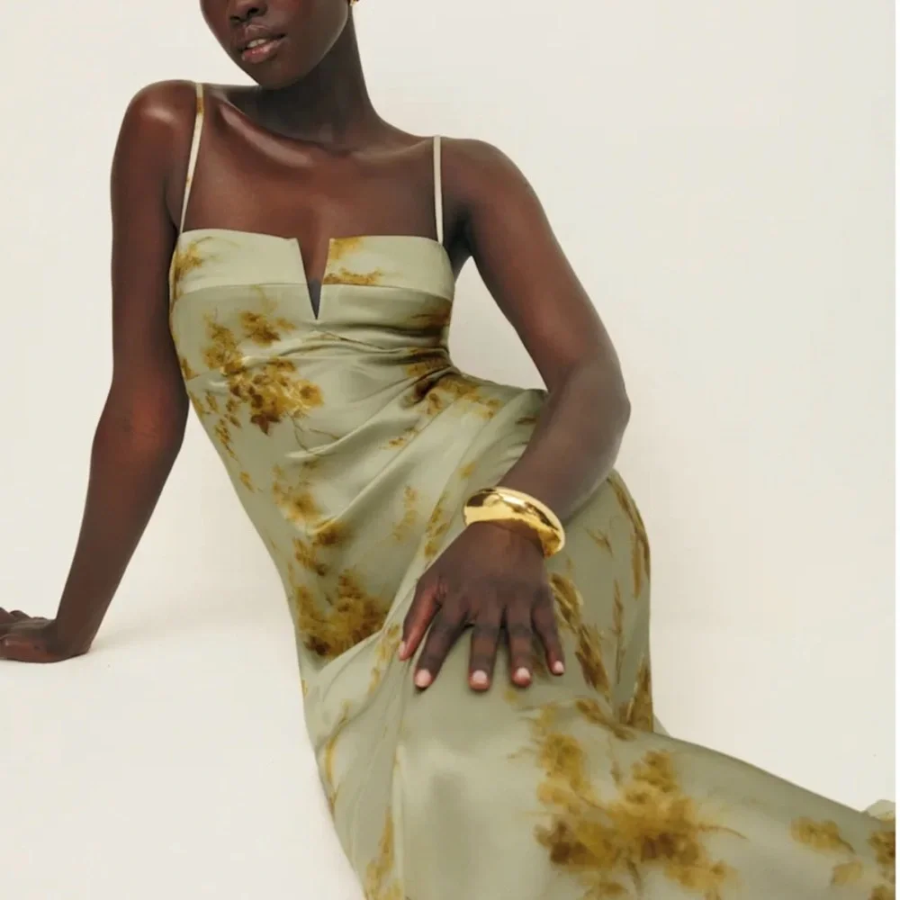 Reformation Brie Silk Dress - Picture 3 of 5